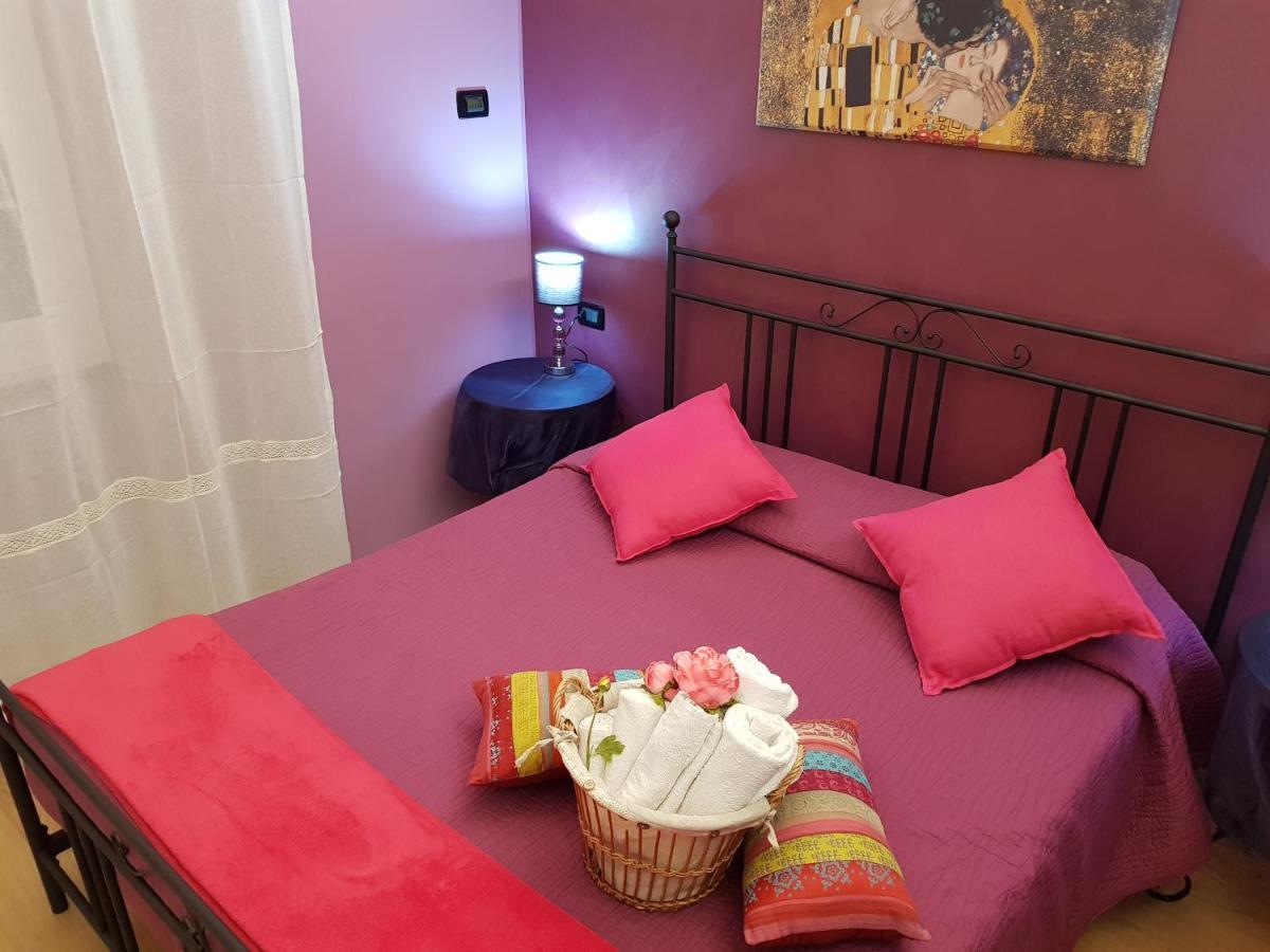 Bed and Breakfast Ghiro Ghiotto à Pietra Ligure Extérieur photo