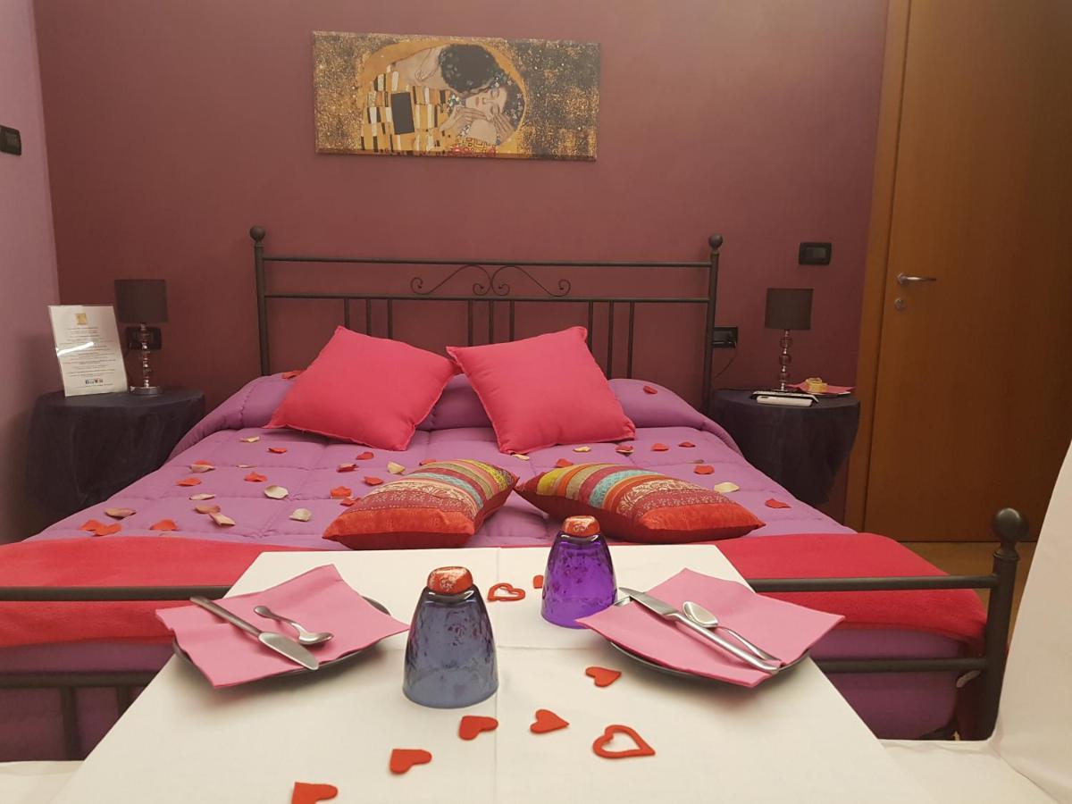 Bed and Breakfast Ghiro Ghiotto à Pietra Ligure Extérieur photo