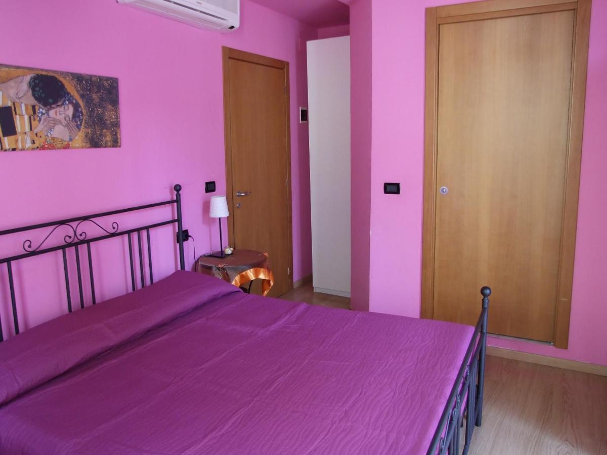 Bed and Breakfast Ghiro Ghiotto à Pietra Ligure Extérieur photo